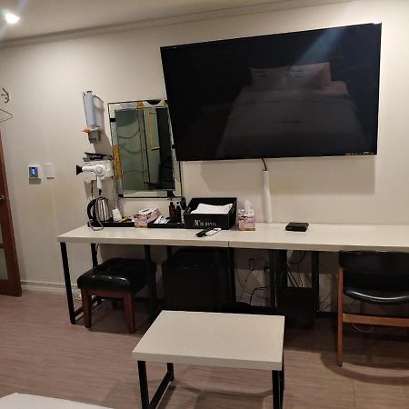 No.25 Hotel Busan Seomyeon Station Екстер'єр фото