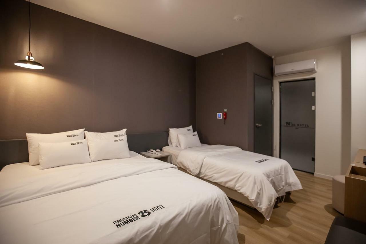 No.25 Hotel Busan Seomyeon Station Екстер'єр фото