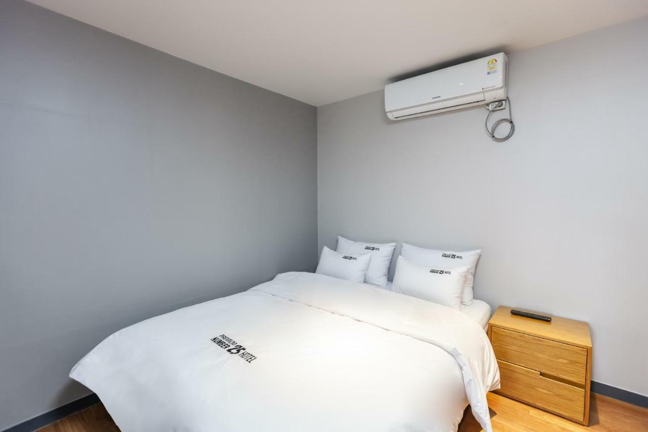 No.25 Hotel Busan Seomyeon Station Екстер'єр фото