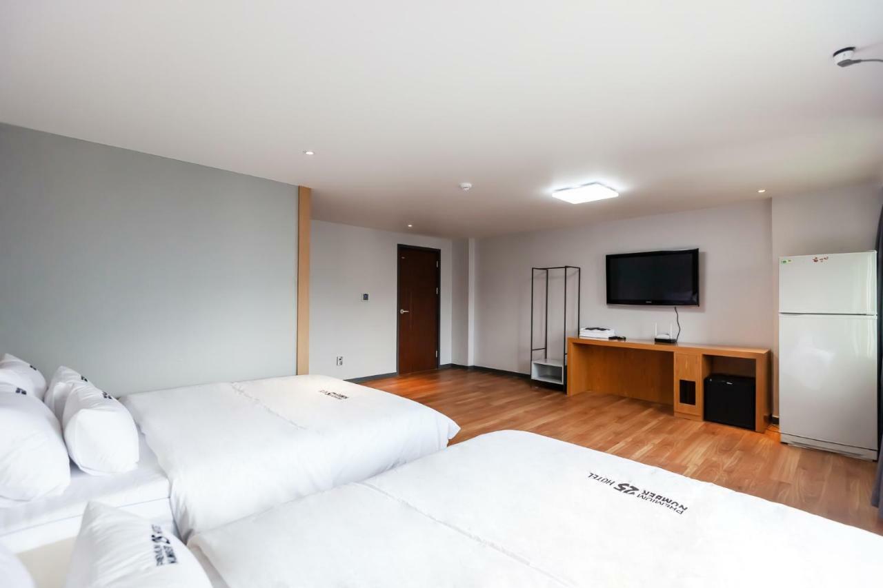 No.25 Hotel Busan Seomyeon Station Екстер'єр фото