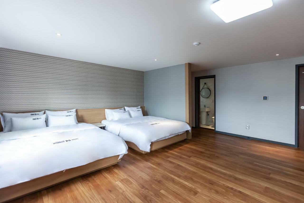 No.25 Hotel Busan Seomyeon Station Екстер'єр фото
